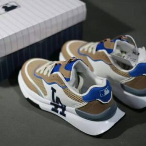 mlb-footwear-image