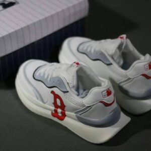 mlb-footwear-image