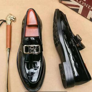classic men shoe image