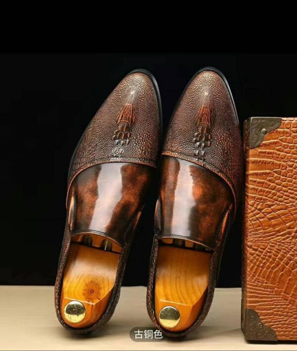 classic-men-shoe-image